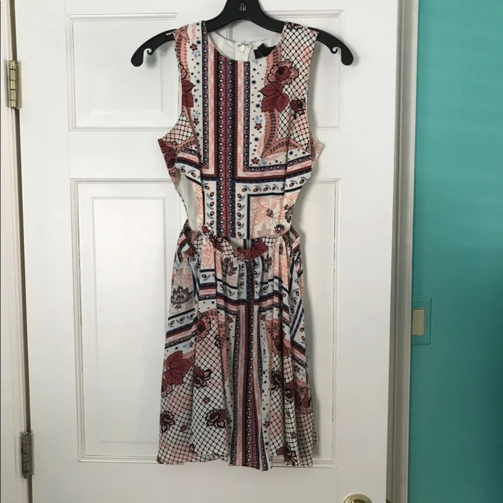 TOPSHOP SUMMER DRESS
